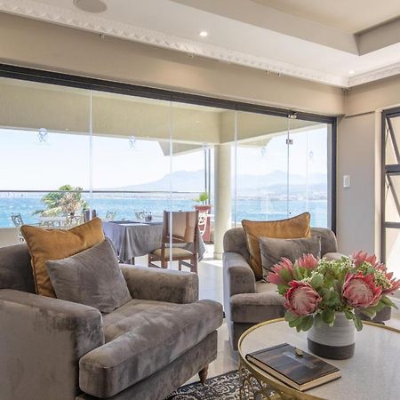 Oceana Palms Luxury Guest House 고든스 베이 외부 사진