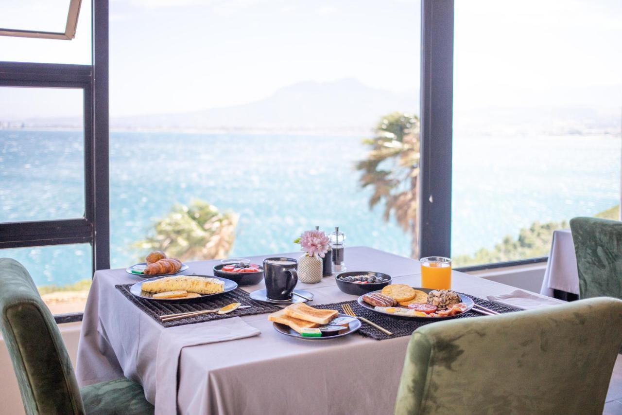 Oceana Palms Luxury Guest House 고든스 베이 외부 사진